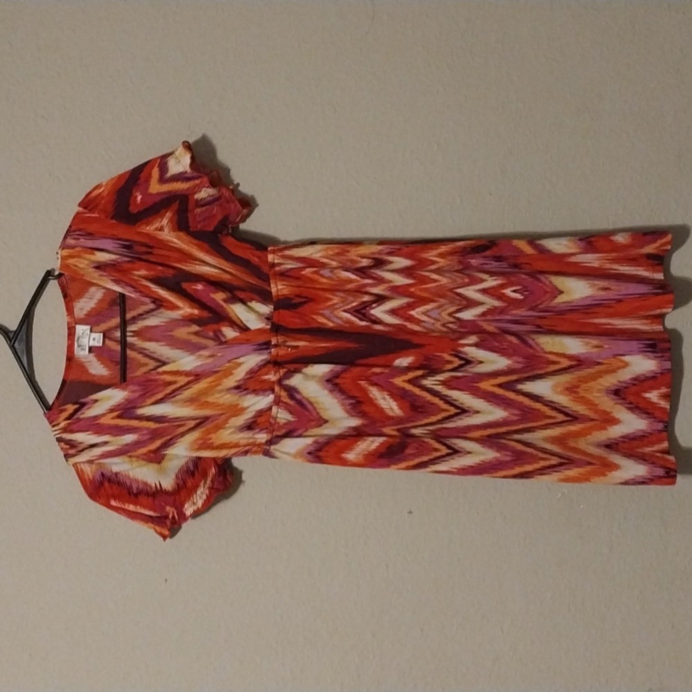 DRESS